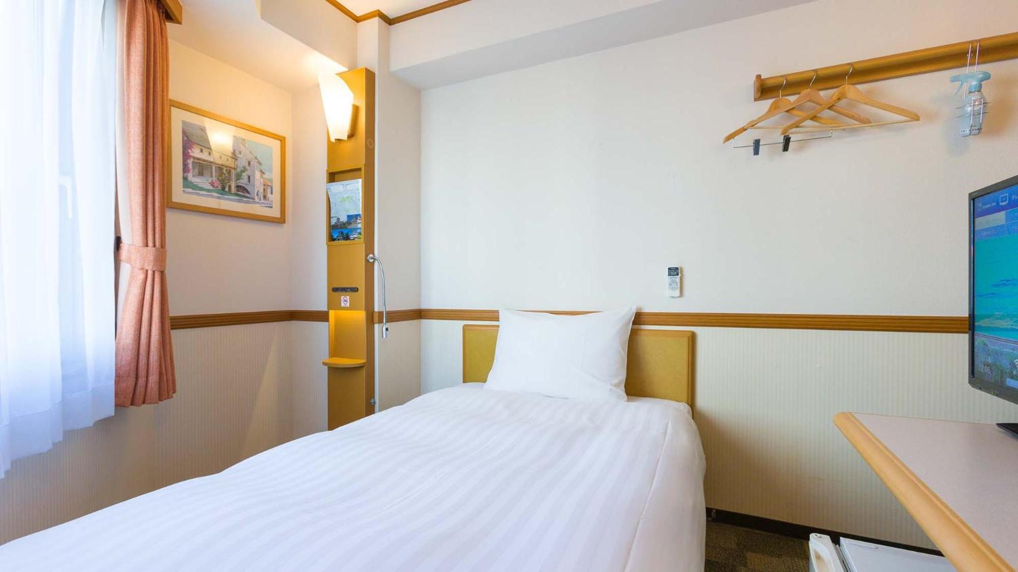 Toyoko Inn Okayama Eki Nishi Guchi Hiroba Phòng bức ảnh